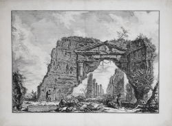                   Avanzi d'un portico coperto...
              