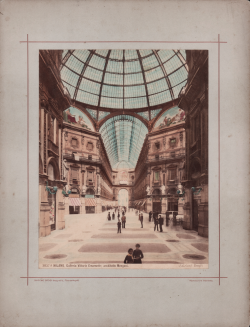                   Milano - Galleria Vittorio...
              
