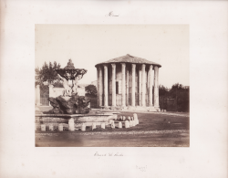                   Temple de Vesta
              
