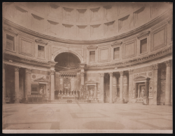                   Roma - Interno del Pantheon...
              